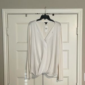 White long sleeved blouse